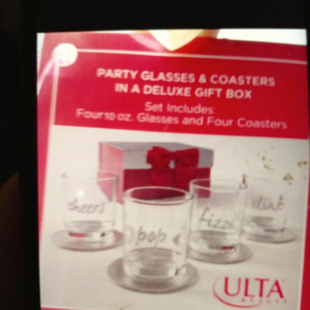 ulta gift set. new cups w/coasters